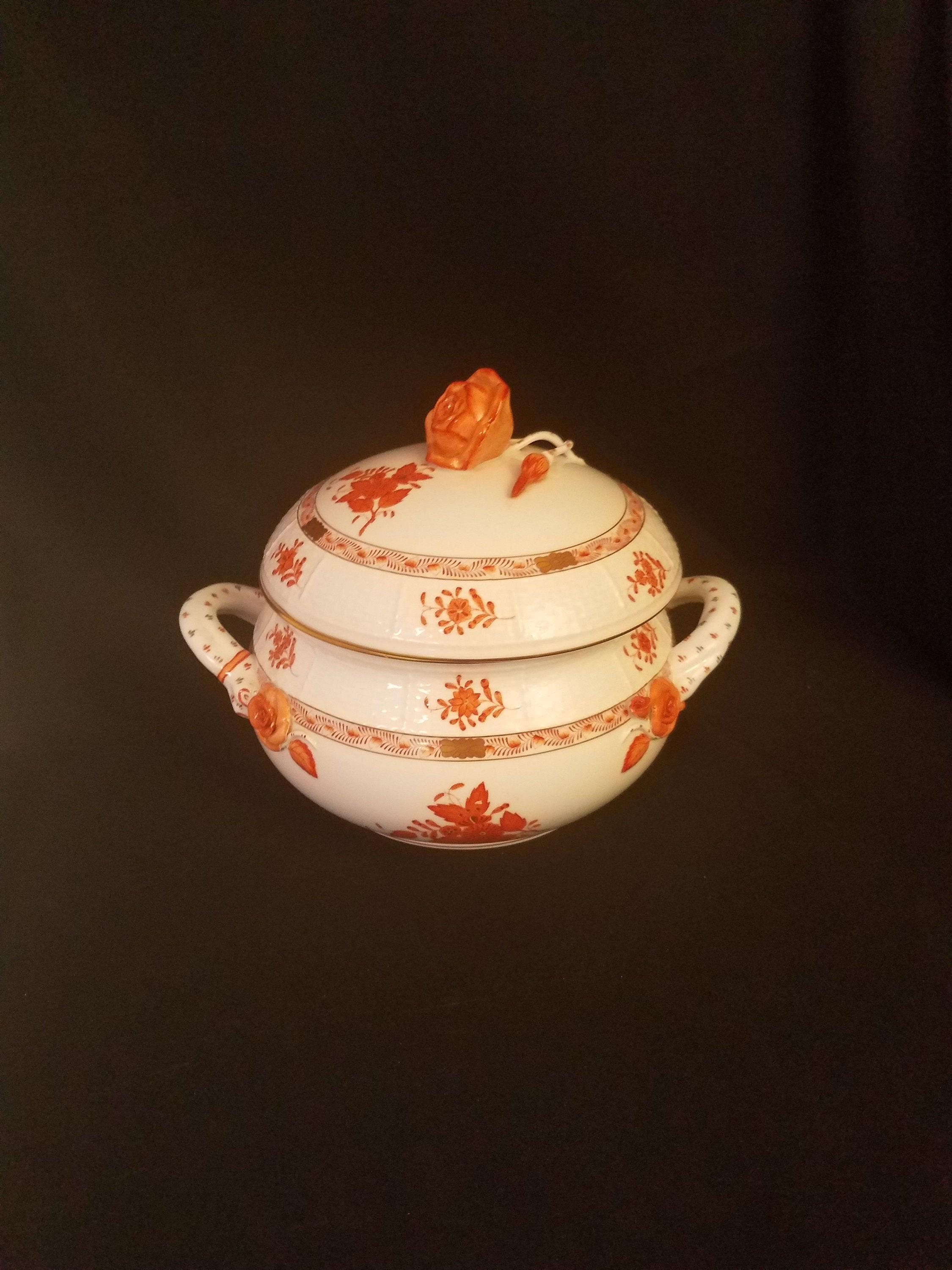 Herend Porcelain 2 Quart Soup Tureen Handpainted Chinese Bouquet in