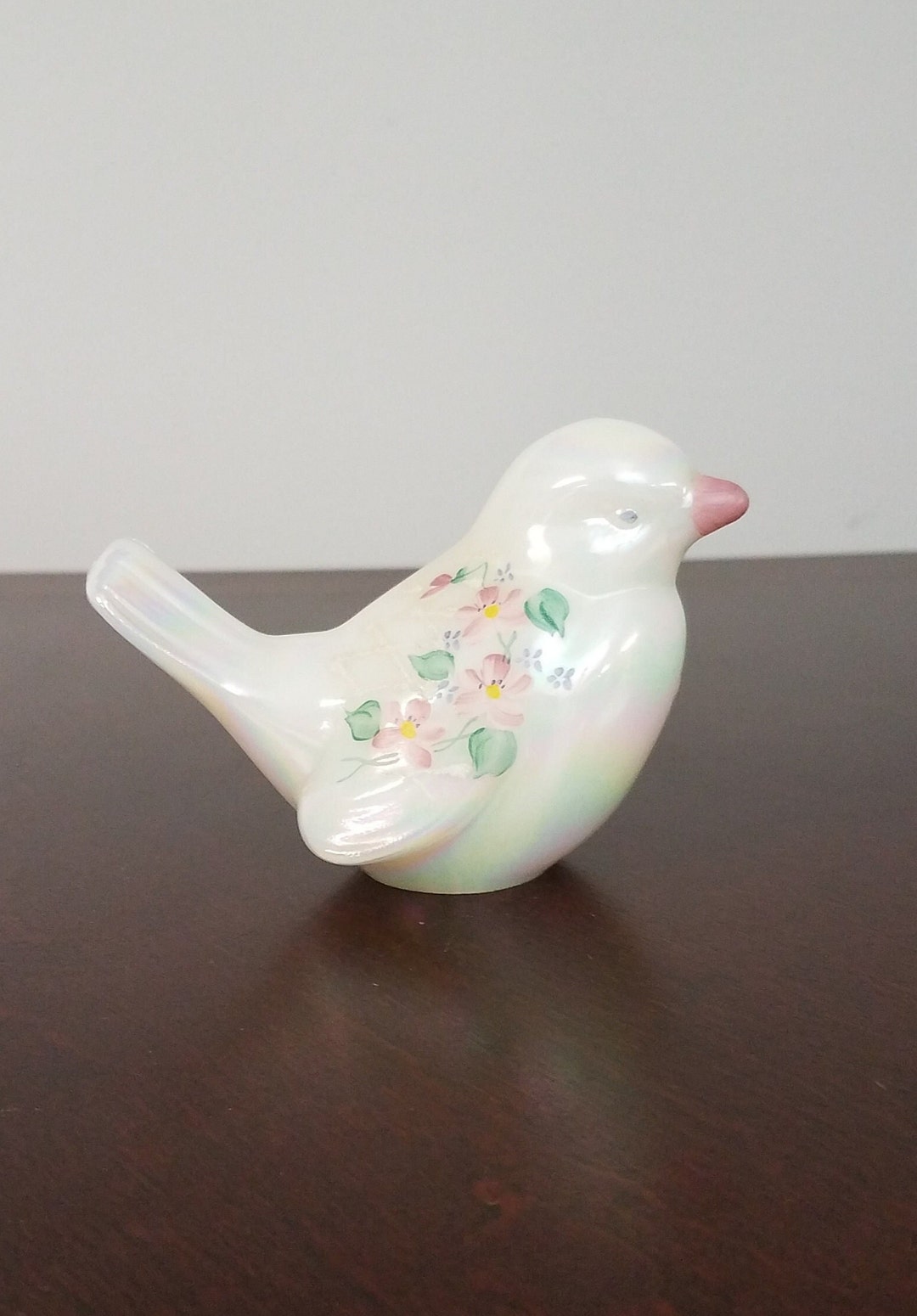 ★FRAGILE,GLASS,FIGURES ガラス製 人形 ポセイドン Fenton Iridescent White Bird Hand-painted by Donna Robinson - Etsy