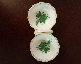 Herend double salt and pepper or condiment dish with handle Chinese Bouquet Green Ideal for trinkets or candies Hand painted