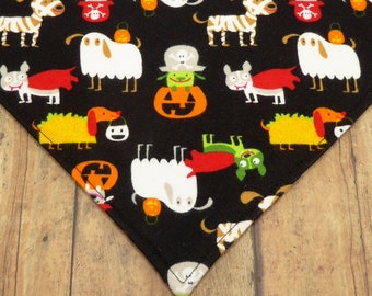Halloween Pupper Parade. Cute, reversible, over-the-collar dog bandana.