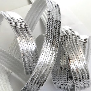 Metallic silver round sequin trim in 4 rows, sequins for tote bags, sold by the cut in multiples of 25cm