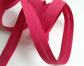 Biais coton unis rose framboise pre plié de 2cm vendu X 1M