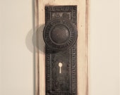 VINTAGE DOOR KNOB, Upcycled Towel Or Apron Holder, Antiqued Bronze Vintage Door knob And Backplate