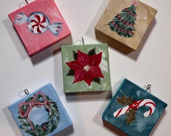 Adornos navideños pintados a mano, adornos festivos, mini adornos de lienzo de 2,4 x 2,4 pulgadas.