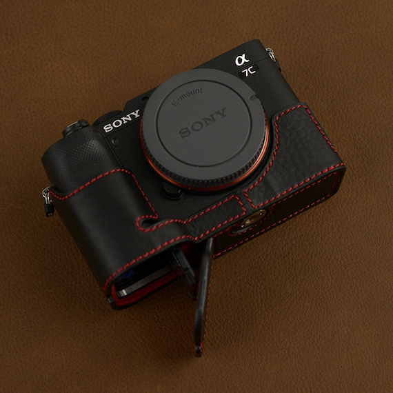 LUOKANG Camera Accessories 1/4 inch Thread PU Leather Camera Half Case Base for Sony ILCE-A9 Black Color : Brown A7RIII A9 LUOKANG Camera Accessories 1/4 inch Thread PU Leather Camera Half Case Base for Sony ILCE-A9 Black Color : Brown A7RIII A9