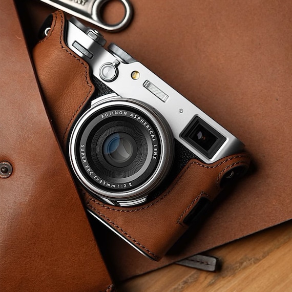 MS Edition Fujifilm fuji X100VI Handmade Half Case Cowhide leather Camera bag Protector Holster sleeve Tripod mount SD & battery access