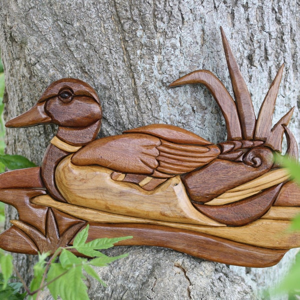 canard en bois naturel réalisé artisanalement en chantournage méthode de l'intarsia