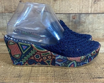 Sandely Mexican Vintage Wedge Sandals Womens Size 8 Blue Aztec Bohemian Textile