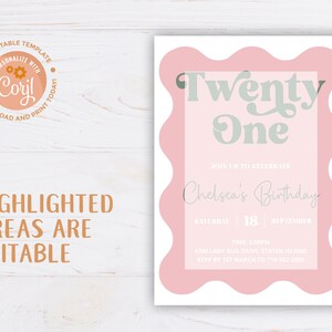 K&ouml;nnte beinhalten: Eine rosafarbene und wei&szlig;e Geburtstagseinladung mit einem gewellten Rand. Der Text lautet "Twenty One" in einer Retro-Schriftart und "Join us to celebrate Chelsea's Birthday" mit dem Datum "Saturday, 18 September".