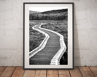 Gewundene Brücke in schwarz weiß - Digital Druck - Natur Fotografie - Modernes Wohnaccessoire - Druckbare Wandkunst - Brücke Fotografie