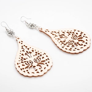 Wooden earrings, neutral earrings, eco earrings, long earrings, lightweight, festival jewellery, boho earrings, bohemian