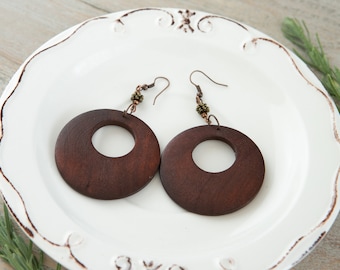 Round wooden earrings - earrings with wooden pendant - Boho earrings, wooden earrings, earrings wood, statement earrings