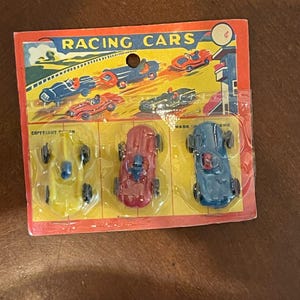 Vintage 60&#39;s Racing Cars Toy Set – 3 Cars on Card – Made in Hong Kong – NOS