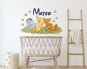 Sticker Mural Winnie L'Ourson Personnalisé - Grand Modèle 40cm Avec Prénom