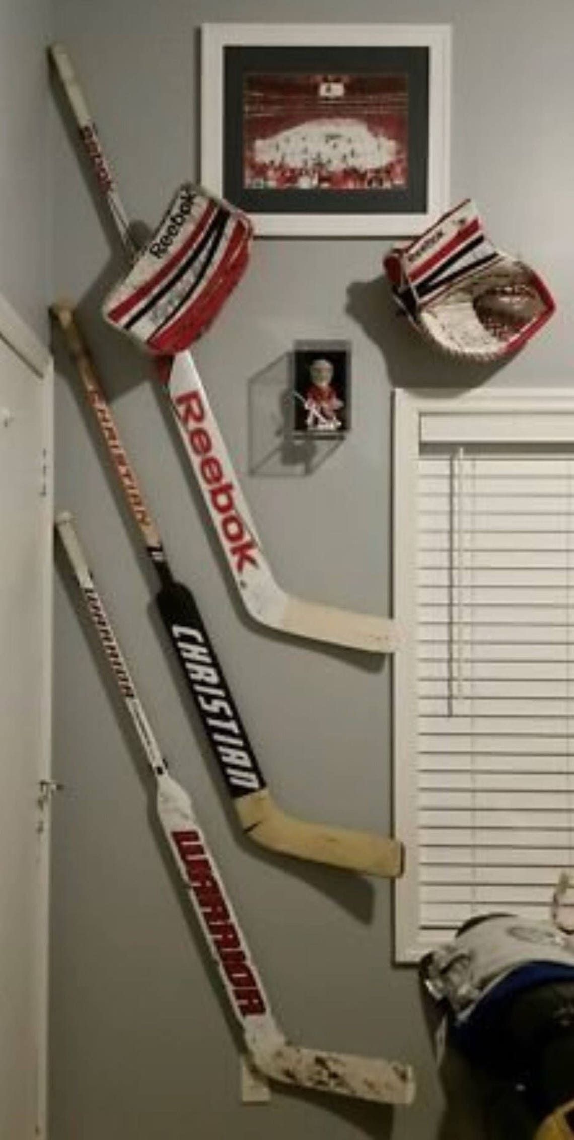 Hockey Stick Display Holder / Hanger Wall Mounts Etsy Canada