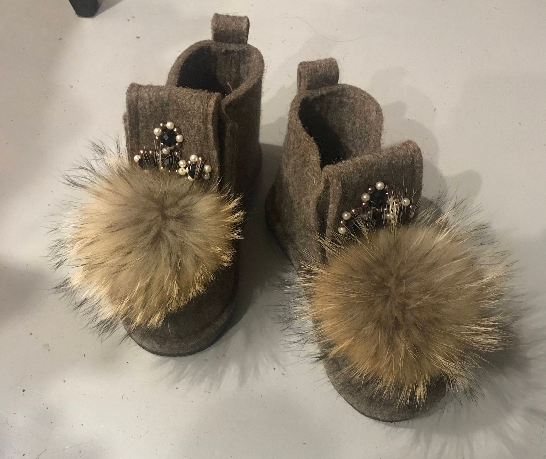 How to clean white valenki Return the original look of winter shoes How to clean white valenki Return the original look of winter shoes