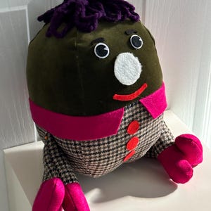 Humpty Dumpty Verde con Tela de Pata de Galgo disponible en tres tamaños imagen 2
