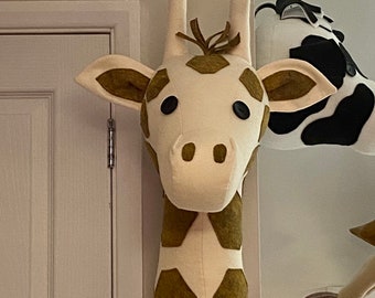 Lofty The Giraffe Animal Wall head 4 colour options