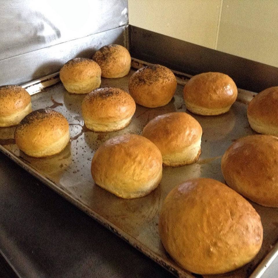 Low sodium/saltfree hamburger buns, one dozen