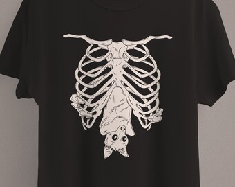 Creepy Cute Bat T-Shirt, Pastel Goth Clothing, Soft Grunge, Nu Goth, Pastel Grunge, Witchy Witch Clothing, Goth Clothing, Gothic Clothing