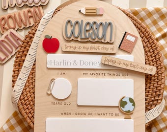 Personalized First & Last Day of School Sign | Reusable Dry Erase Board, Back to School Photo Prop, Kindergarten to 12th Grade, Custom Name
