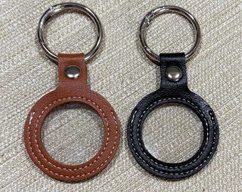 フェイクレザーのメダリオンホルダーキーチェーン：12ステップリカバリーギフト