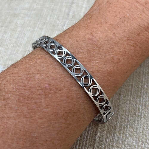 Narcotics Anonymous Stainless Steel Bangle Bracelet, Stainless Steel NA Bangle Bracelet, Woman's NA Bracelet, Stainless Steel Clasp Bracelet