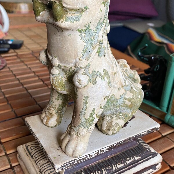 Vintage Foo Lion Dog Guardian On Pedestal Ceramic 8” Midcentury Cream White Shi Shi Temple