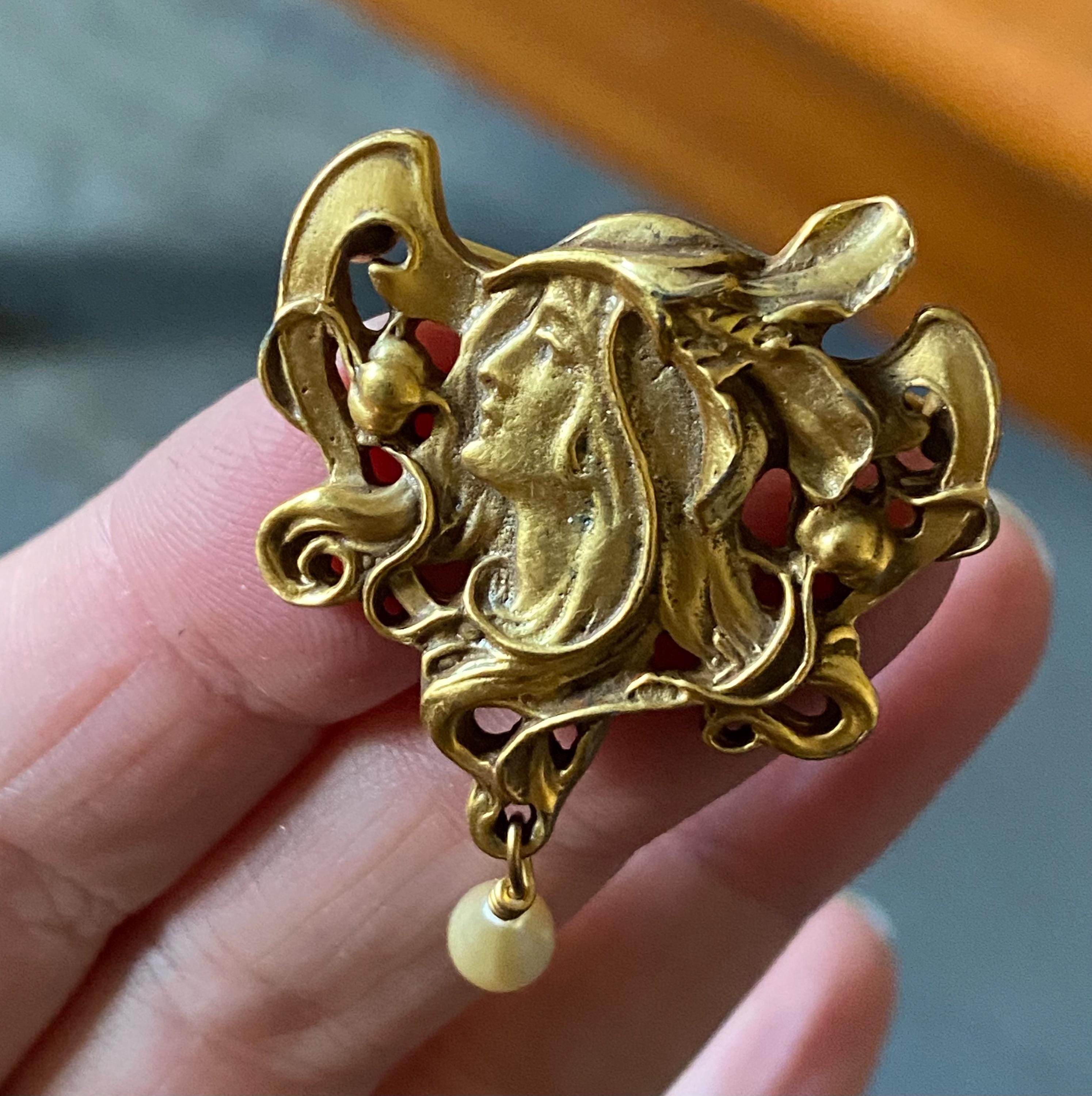 Alva Museum Pin - Etsy