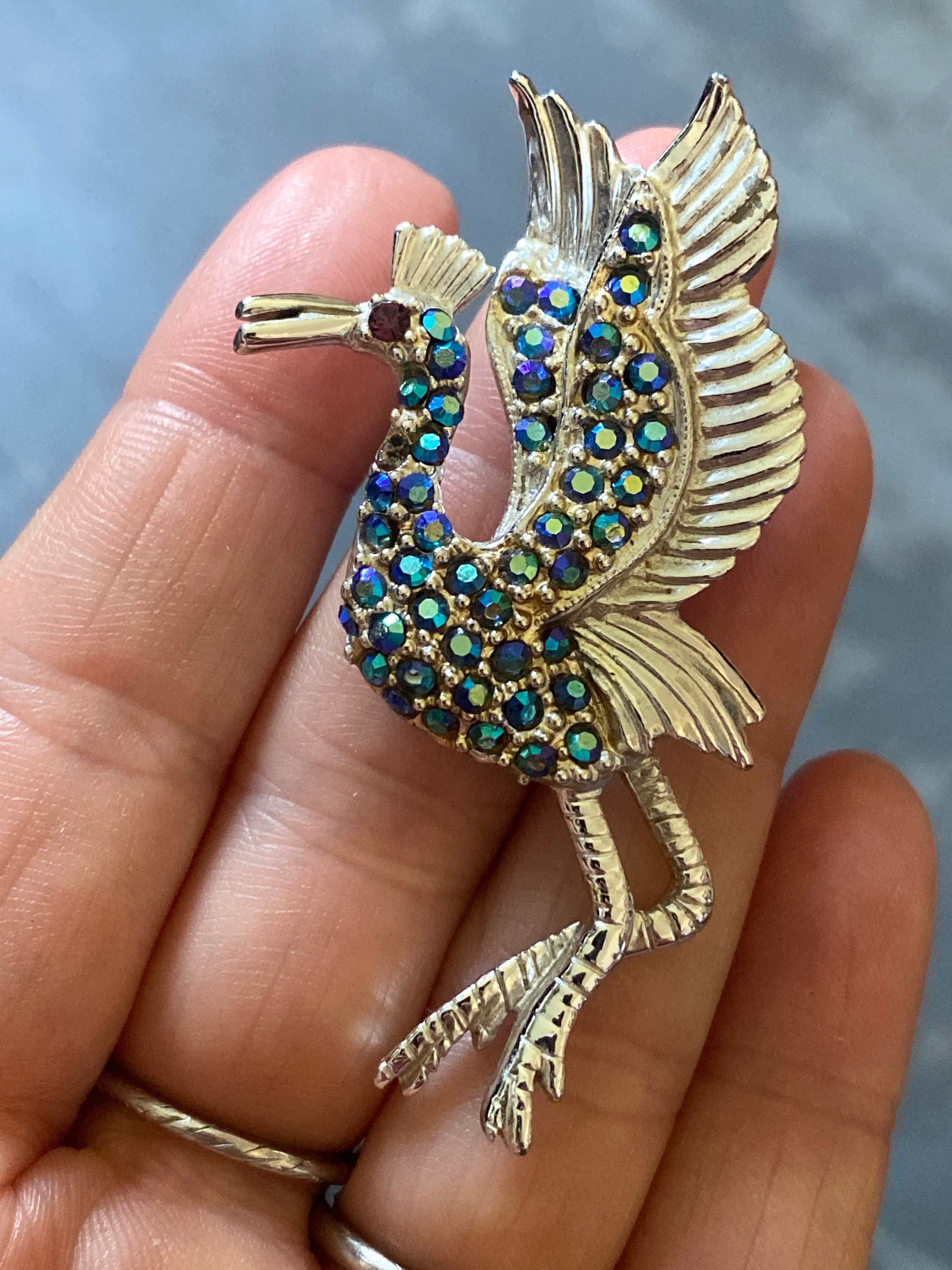 DESIGNER VINTAGE RHODIUM RHINESTONE BLUE FACETED GLASS CRANE