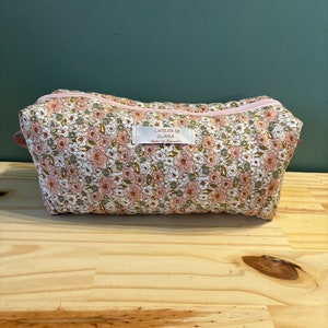 Grande trousse de toilette matelassée en coton oekotex ROSE FLEURS