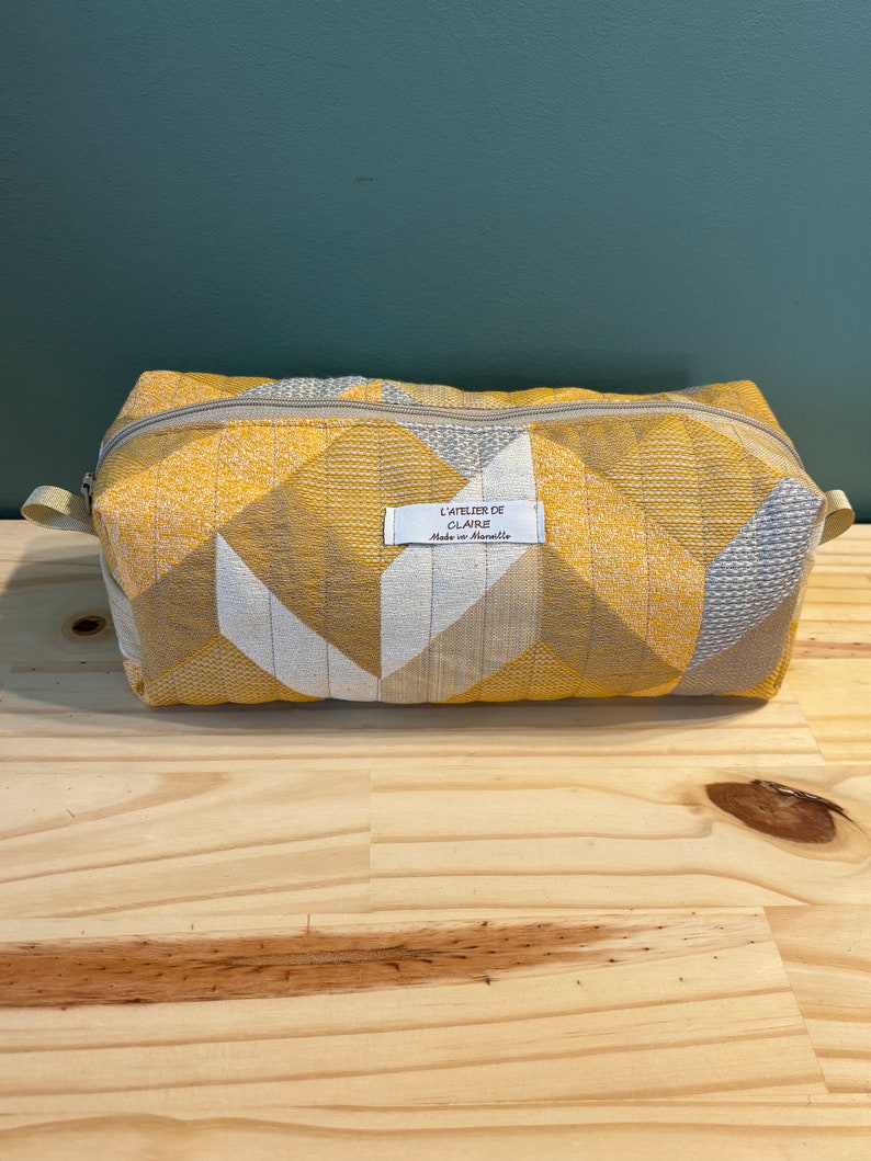 Grande trousse de toilette matelassée en coton oekotex jaune