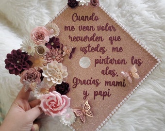 Graduation Cap Toppers/ Flower graduation cap/ Glitter Graduation Cap/ Cuando me vean volar