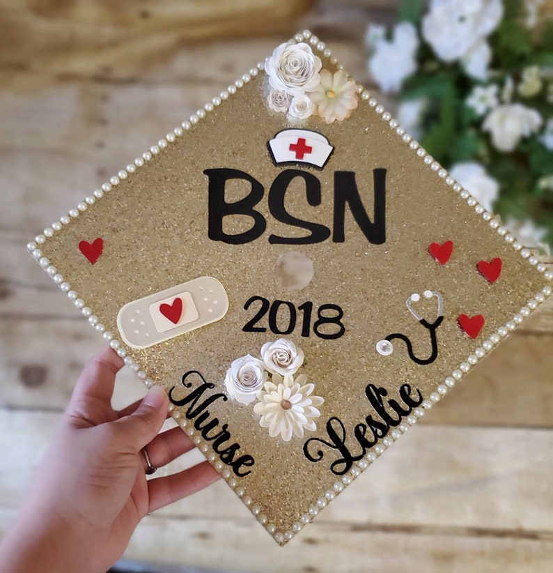 Graduation Cap Toppers/ Flower graduation cap/ Glitter Graduation Cap/ Customizable/ nurse cap topper 画像 2