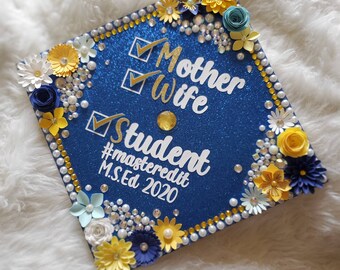 Graduation Cap Toppers/ Flower graduation cap/ Glitter Graduation Cap/ mother, wife