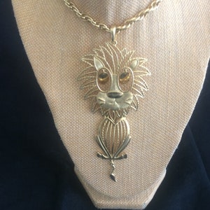 Vintage Mid-Century Pendent Necklace Marked Alan Gold Tone Metal Articulated Lion