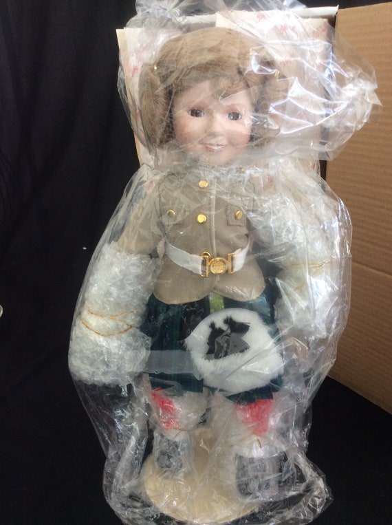 shirley temple wee willie winkie doll