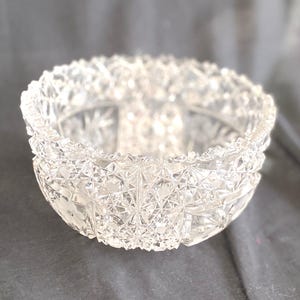 Vintage ABP Deep Cut Glass Vaseline Vase: Uranium Glass, Glows Green