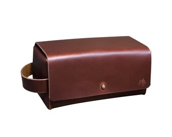 Dopp Kit / Toiletry Case - Burnt Umber Leather