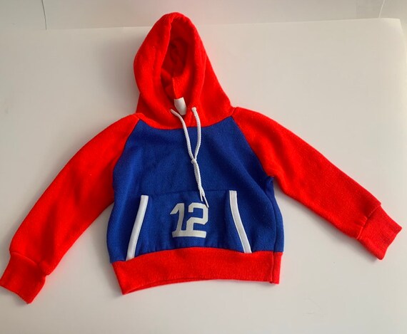 girls red sweatshirt