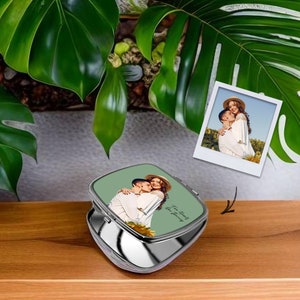 Custom Vector Couple Mirror Personalised Compact Mirror Purse Keepsake Personalized Gift for Couples 3 Shapes/ Sizes image 2