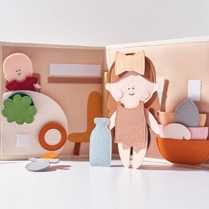 Livre en feutre pour maison de poupée 8 pages, livre calme pour maison de poupée en feutre, cadeaux pour enfants, jardin d'enfants