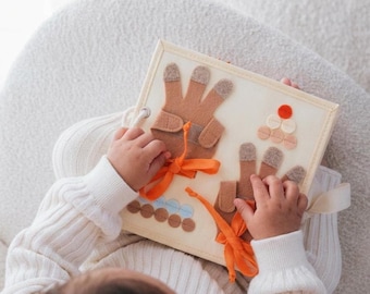 Busy Book with Zipper Shoe Laces Counting Pages, Felt Quiet Book for Toddler 1 2 3 Year Old, Montessori Motor Toy