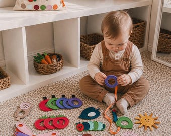 The Very Hungry Caterpillar Felt Lacing Toy, Educational Toddler Toy, Interactive Sensory Play Set, Very Hungry Caterpillar Felt Butterfly