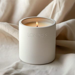 Stein Kerzenglas Mockup: Zementgefäß PSD Vorlage