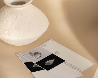 Mockup A4 briefpapierkaart: PSD-brandingmodel met reliëfeffecten