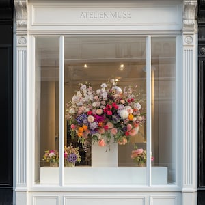 Luxury Florist Shopfront Mockup: Signage & Window Decal Effects PSD