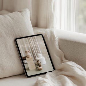 Modern iPad-skärmmodell: Webbdesign, varumärkesbyggande PSD