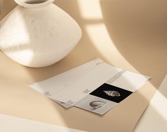 Mockup A4 briefpapierkaart: PSD-brandingmodel met reliëfeffecten