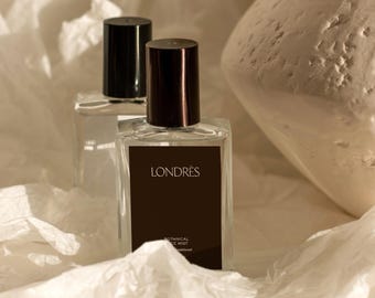 Duo-model glazen cosmetische fles, mockup flesetiketbranding, productmodel, mockup huidverzorgingsfles, mockup cosmetische verpakking PSD